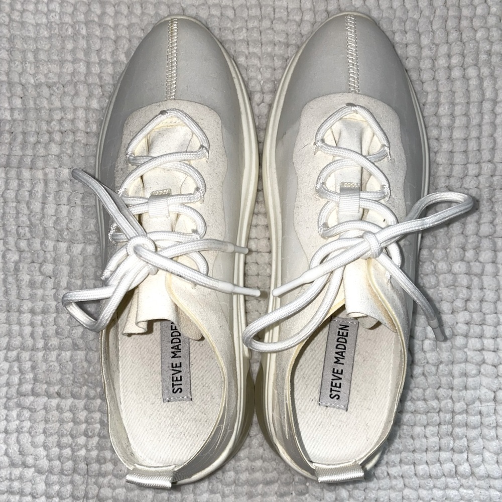 Steve Madden Emet Sneakers - Picture 6 of 7